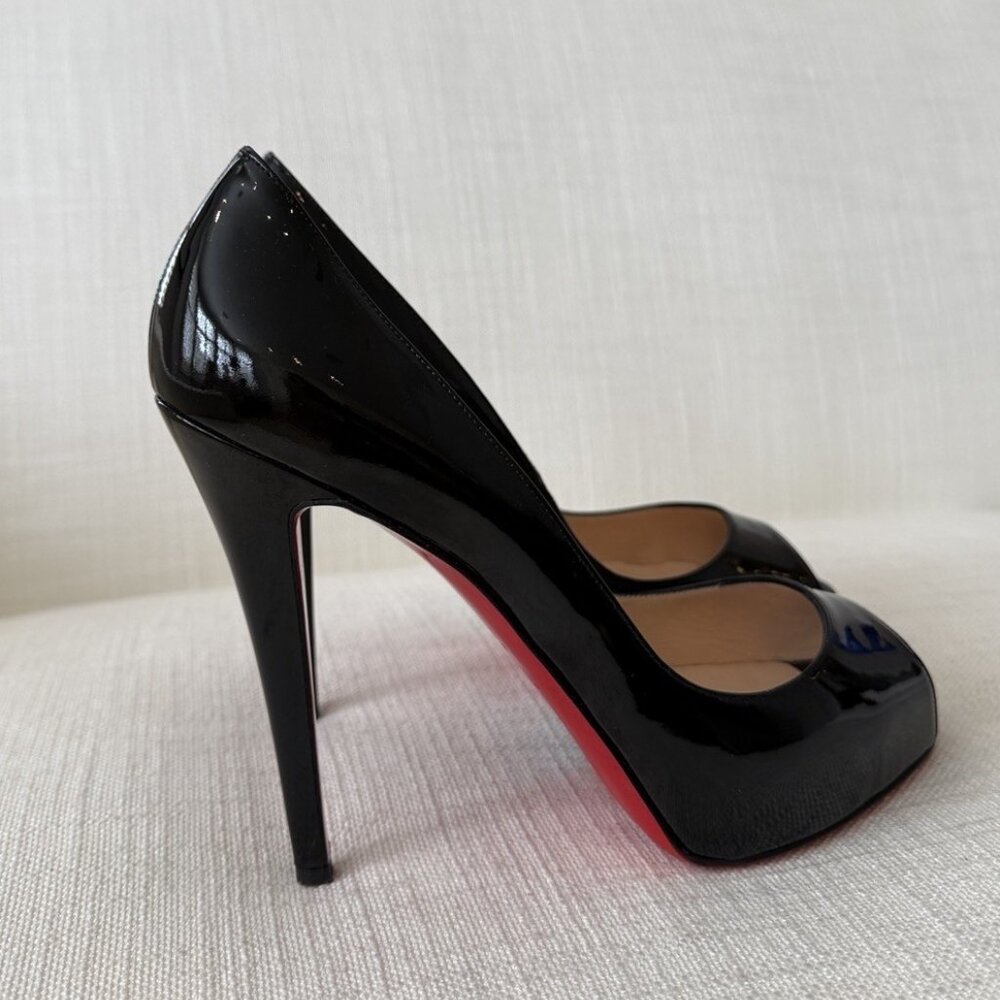 Christian Louboutin Very Prive 120 Black Patent Leather Heels - Picture 3 of 16